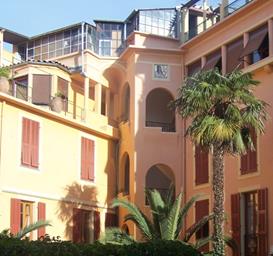 vue escalier atrium.jpg